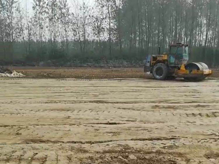 湖濱墓園工程
