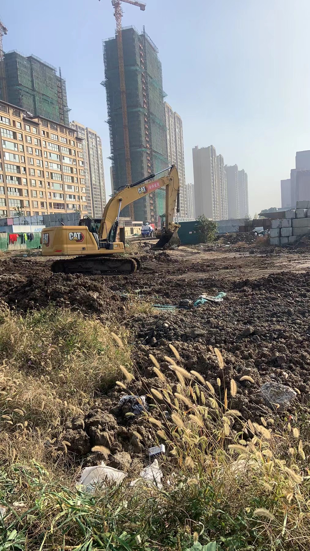 高郵鹽河之心項目A2地塊土（石）方挖運、回填工程